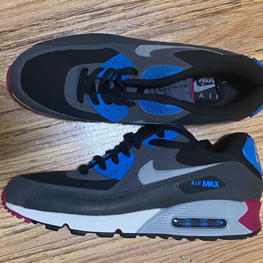 Nike Air Max 90 Essential 'Wolf Grey' Mens 2013 Sneakers (11 US) 537384-009 NWOB